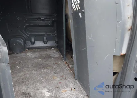 1997 Ford E-250 Standard из США, поврежденный, VIN 1FTHS24L2VHA98440